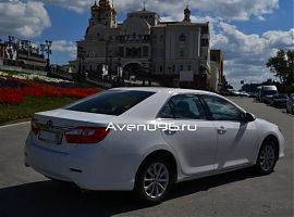 Прокат автомобилей Екатеринбург: Тойота Камри 2013