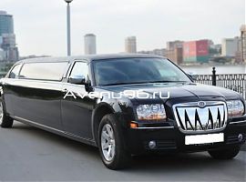 Лимузины напрокат Екатеринбург: Крайслер 300С чёрный