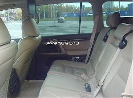 Прокат, аренда автомобилей: Тойота Ленд Круйзер 200 Екатеринбург