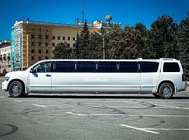 Аренда лимузина Инфинити в Екатеринбурге